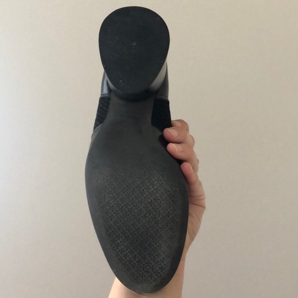 Tory Burch Rowen Bootie - Picture 6 of 8